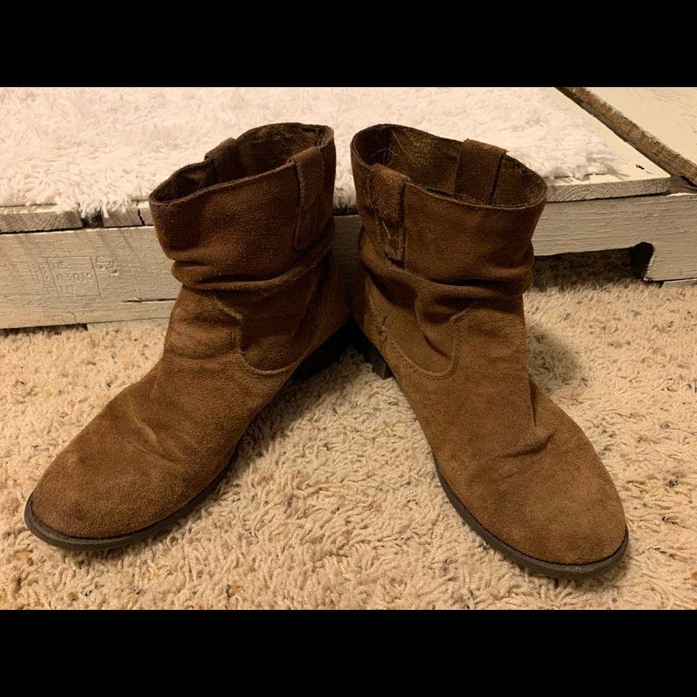 Ankle high booties.